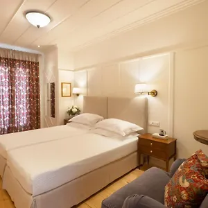 4* Otel Despotiko